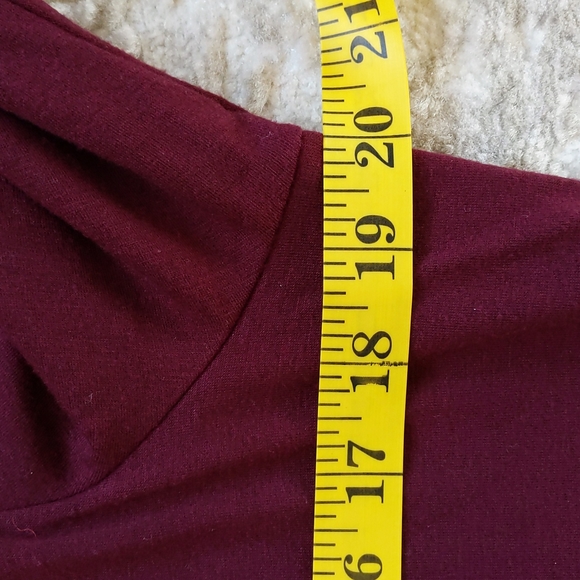 Susan Graver Style Two Tone O-Ring Insert Top M - Picture 9 of 10